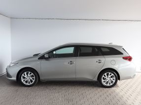 Toyota Auris - 2016
