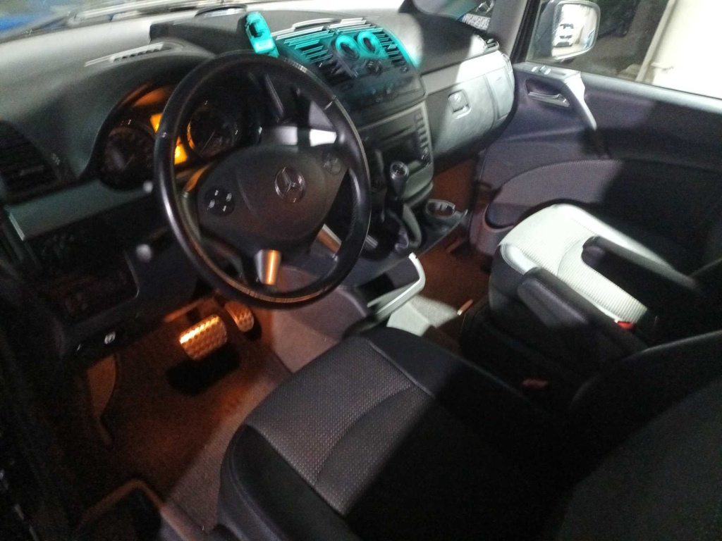 Mercedes-Benz Viano
