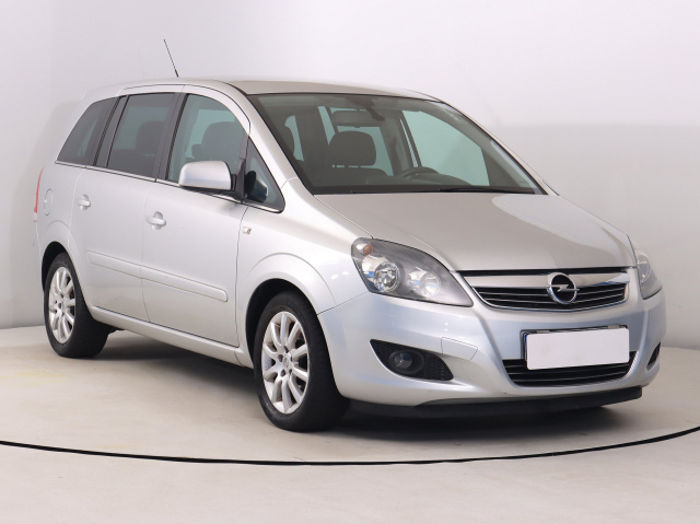 Opel Zafira 2011