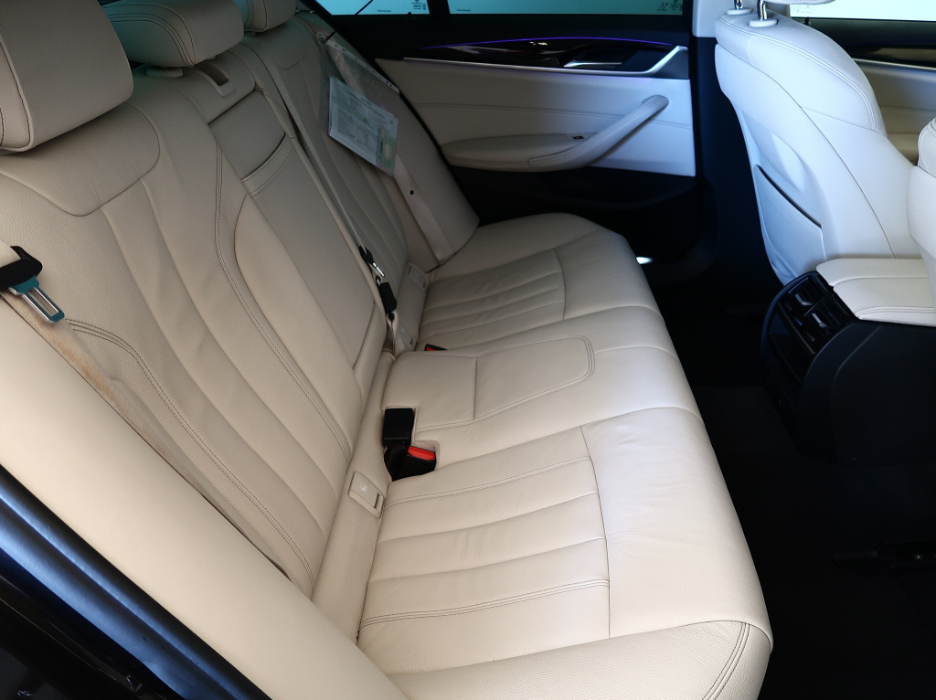 BMW 5