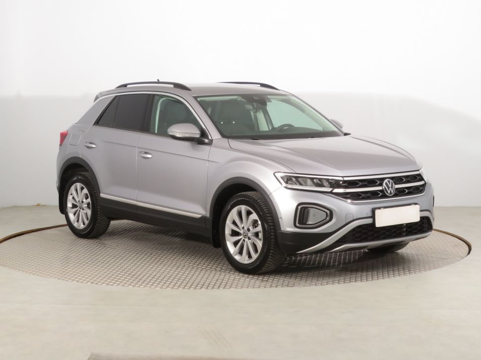 Volkswagen T-Roc - 2023