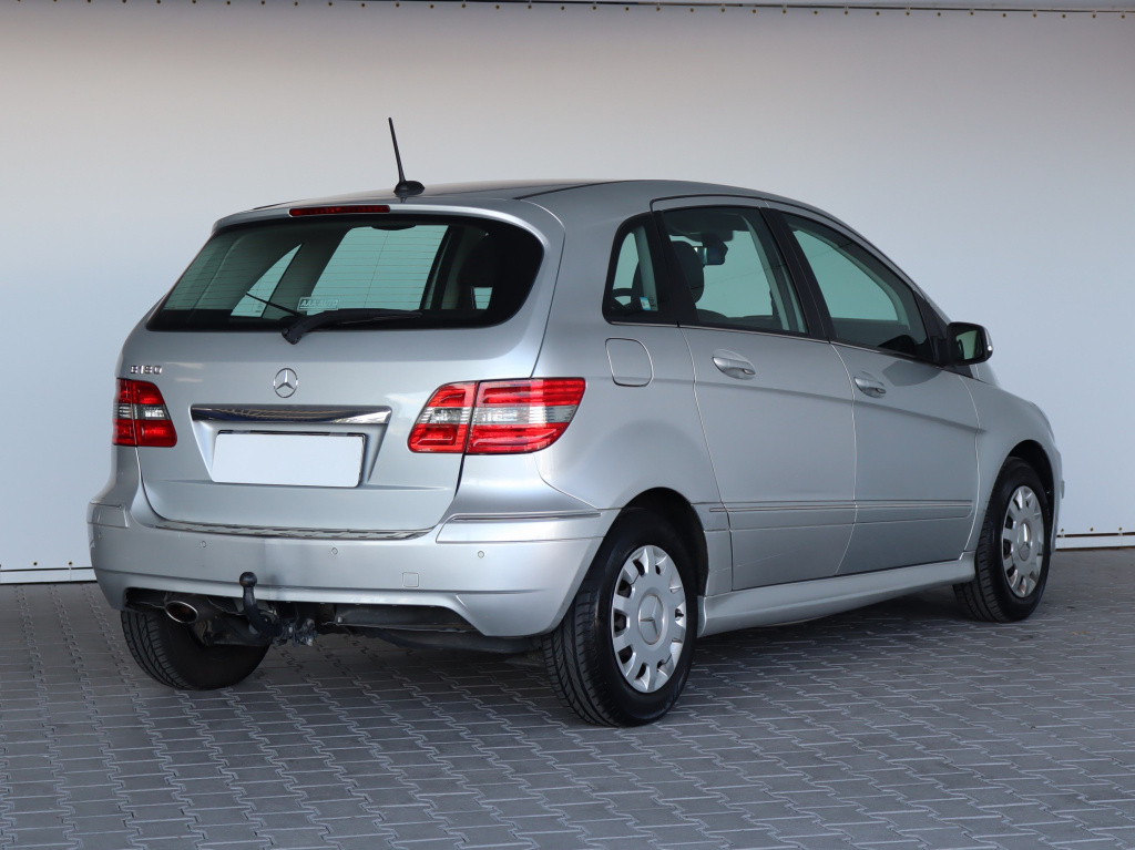 Mercedes-Benz B