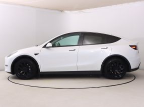 Tesla Model Y - 2023