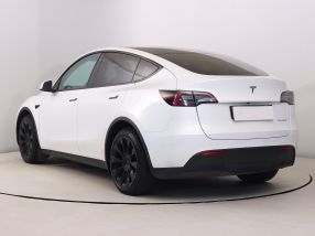 Tesla Model Y - 2023
