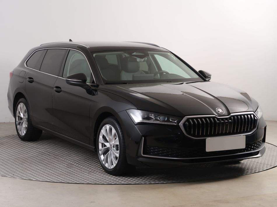 Skoda Superb - 2024