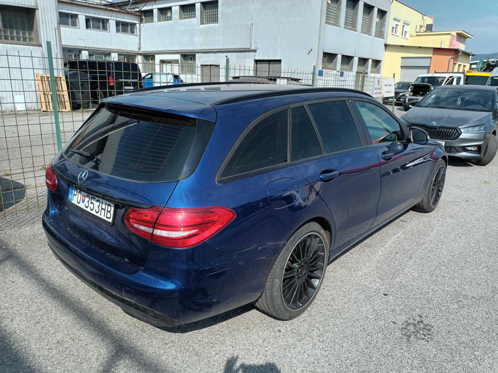 Mercedes-Benz C
