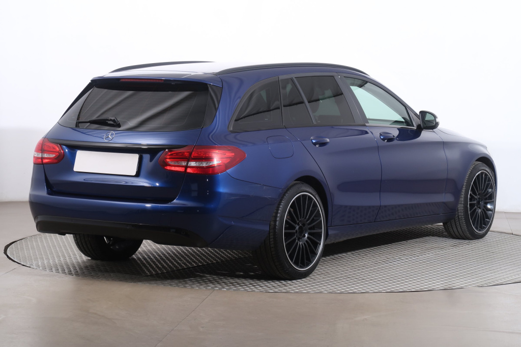 Mercedes-Benz C
