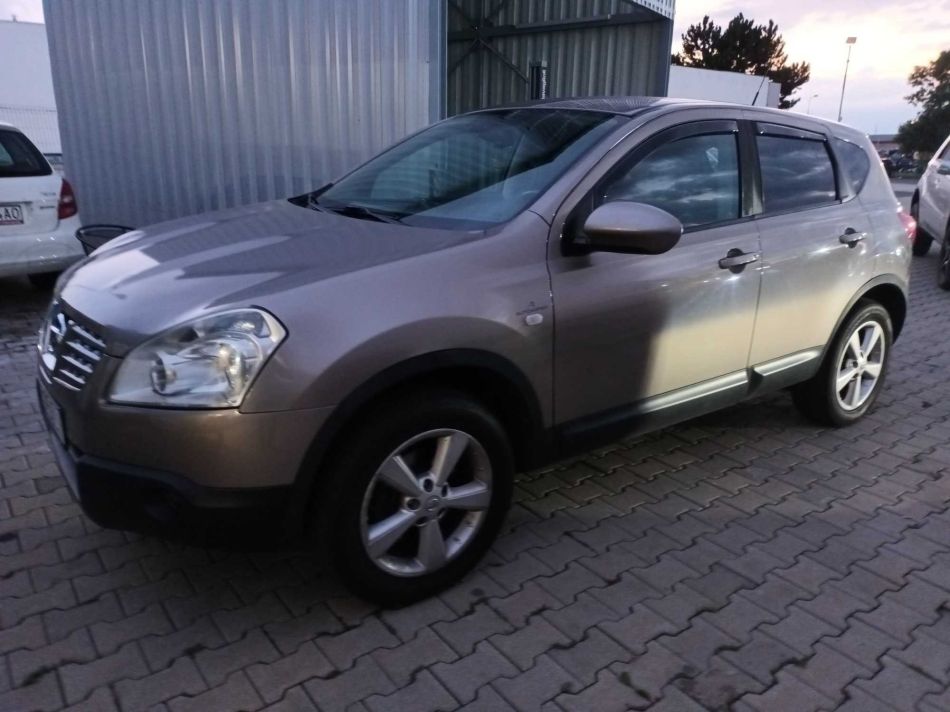 Nissan Qashqai - 2009
