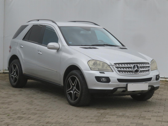 Mercedes-Benz ML