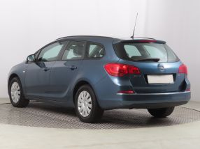 Opel Astra - 2015
