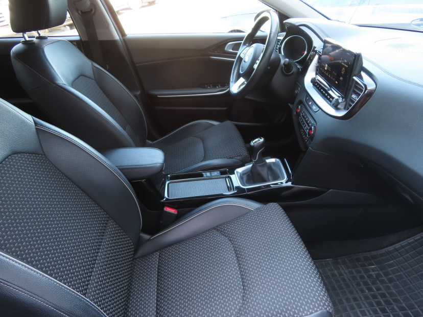 Kia XCeed, 2021