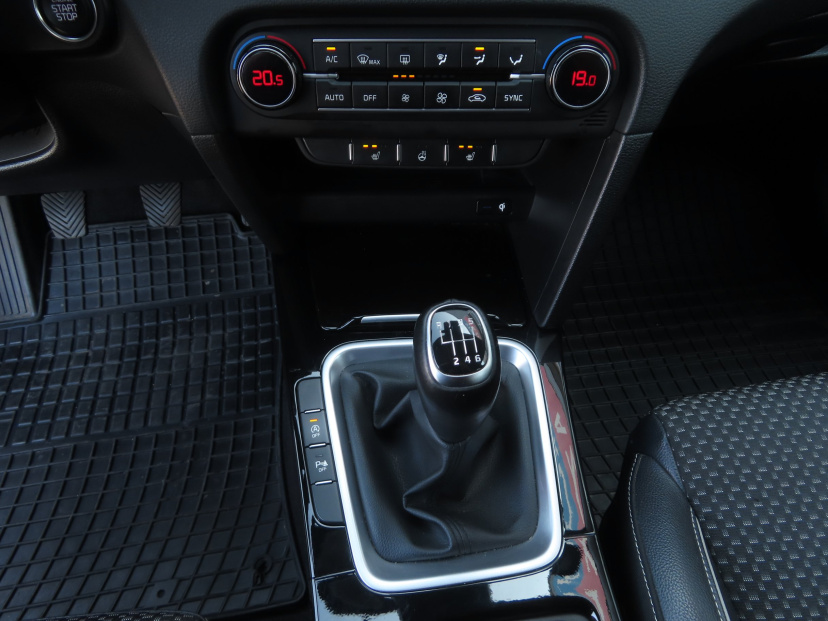 Kia XCeed, 2021