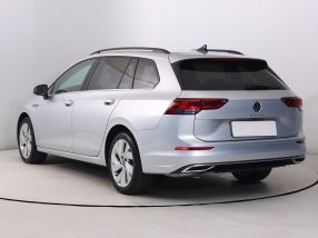Volkswagen Golf - 2024