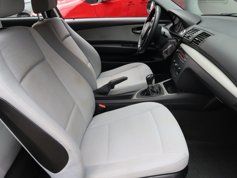 BMW 1, 2012
