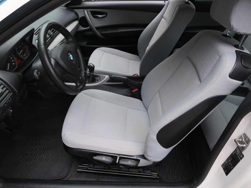 BMW 1, 2012