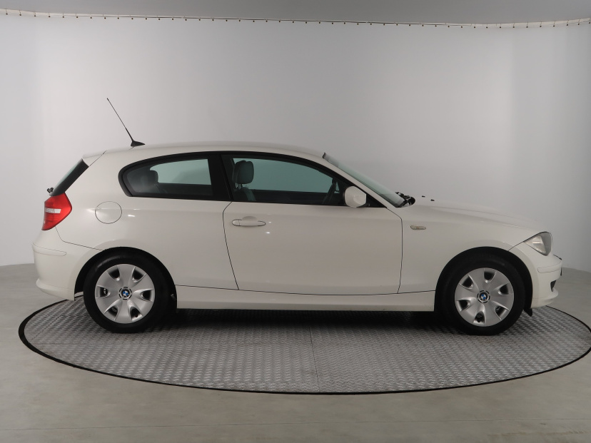 BMW 1, 2012