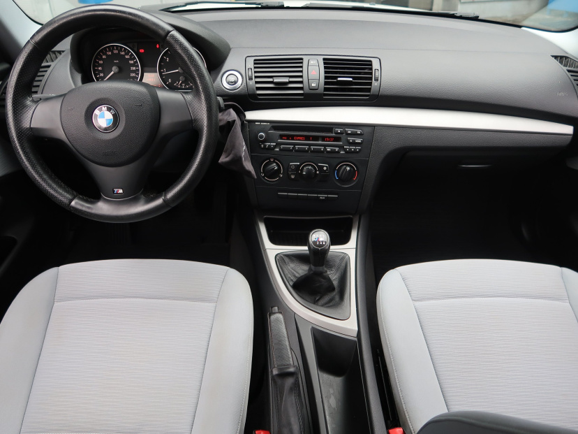 BMW 1, 2012