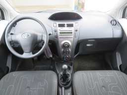 Toyota Yaris 2009