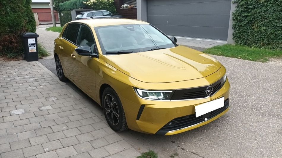Opel Astra - 2024