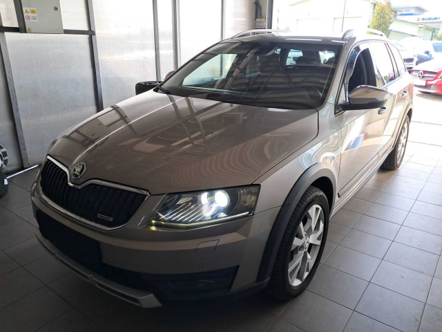 Škoda Octavia Scout 2015