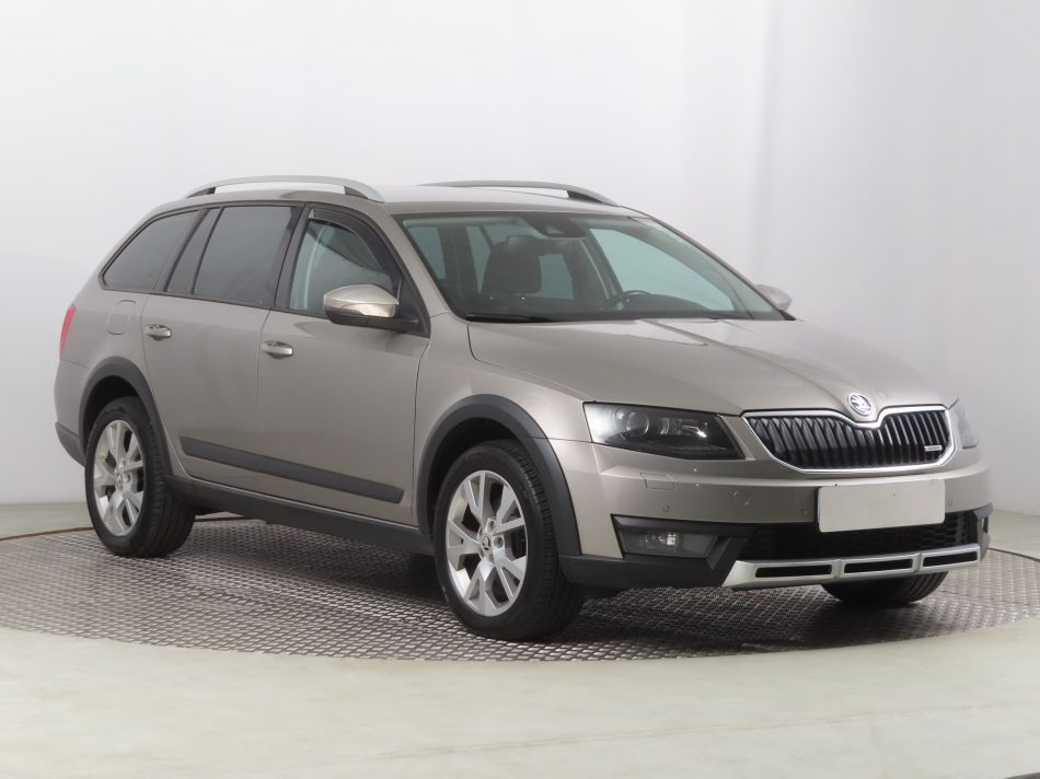 Skoda Octavia Scout - 2015