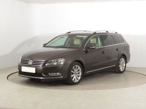 Volkswagen Passat - 2012