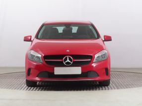 Mercedes-Benz A - 2016