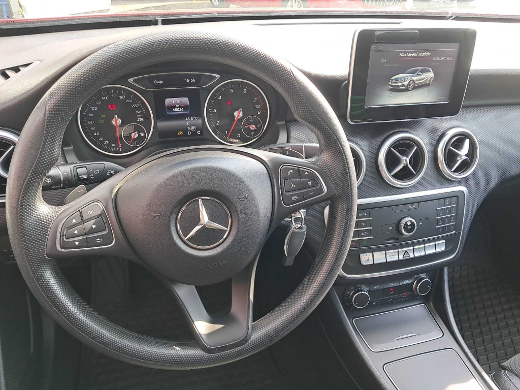 Mercedes-Benz A