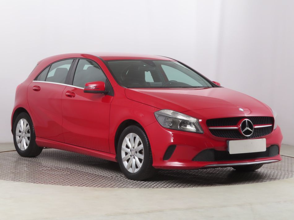 Mercedes-Benz A - 2016