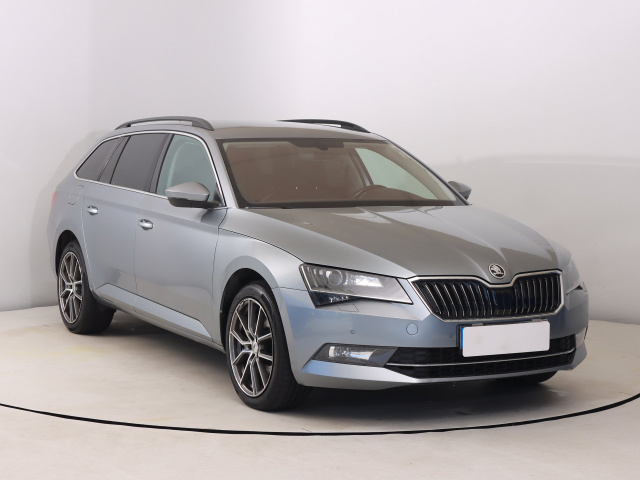 Škoda Superb 2015