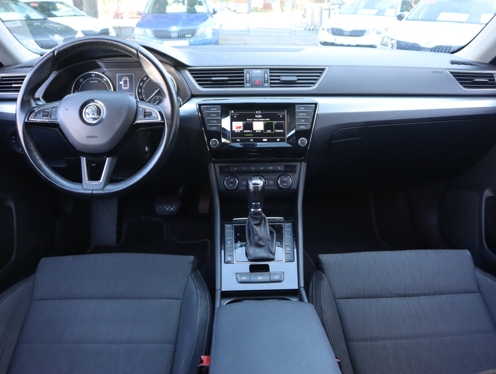 Škoda Superb