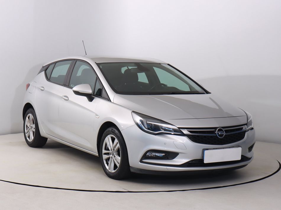 Opel Astra - 2019