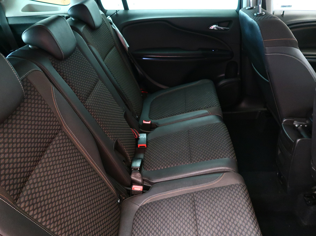 Opel Zafira Tourer