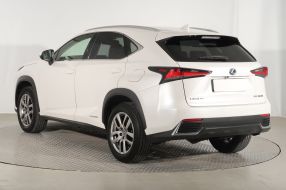 Lexus NX - 2021