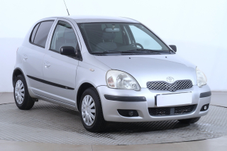 Toyota Yaris, 2003