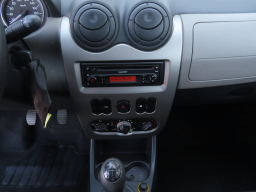 Dacia Sandero 2008