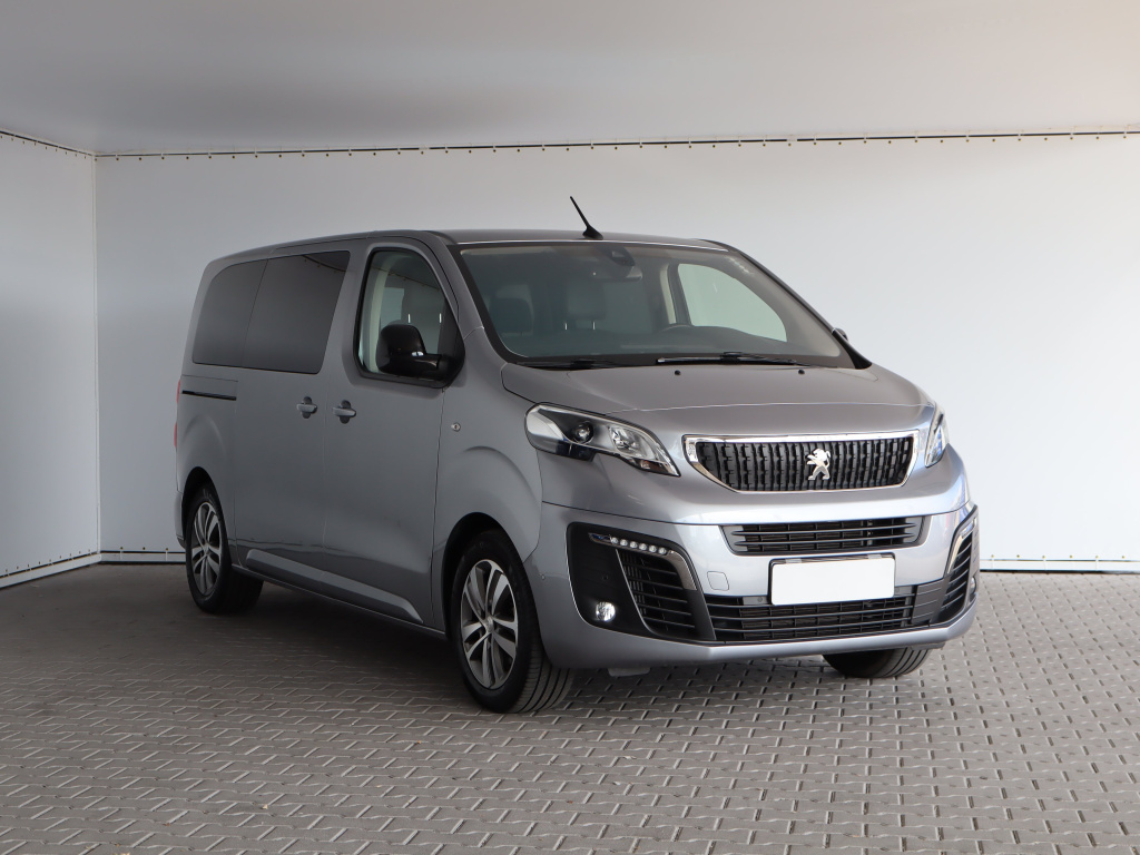 Peugeot Traveller