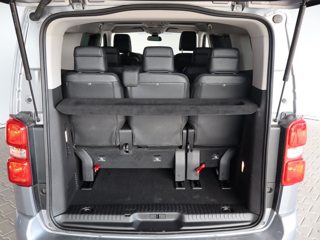 Peugeot Traveller