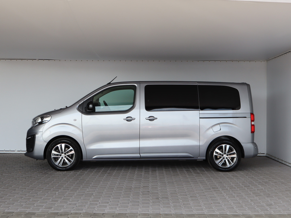 Peugeot Traveller