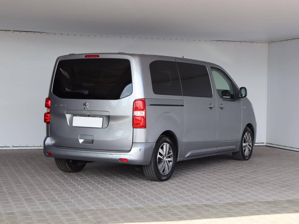 Peugeot Traveller