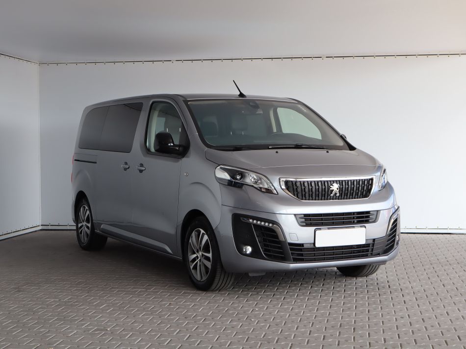 Peugeot Traveller - 2023