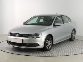 Volkswagen Jetta - 2013