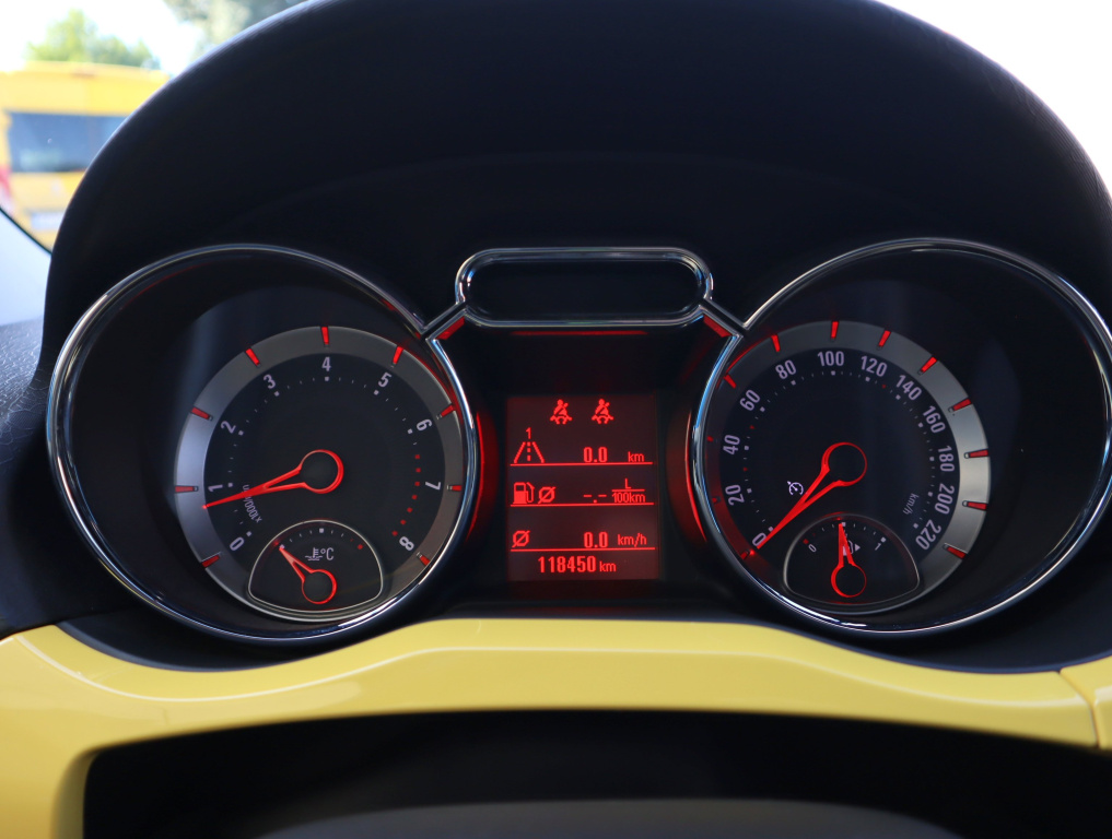 Opel Adam