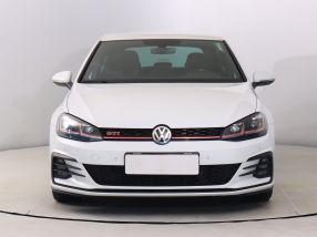 Volkswagen Golf - 2017