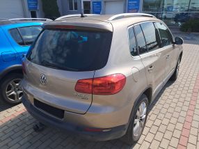 Volkswagen Tiguan - 2012