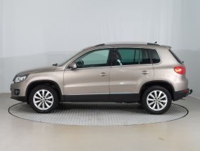 Volkswagen Tiguan - 2012