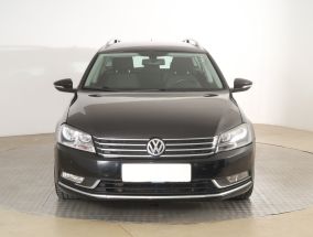 Volkswagen Passat - 2011