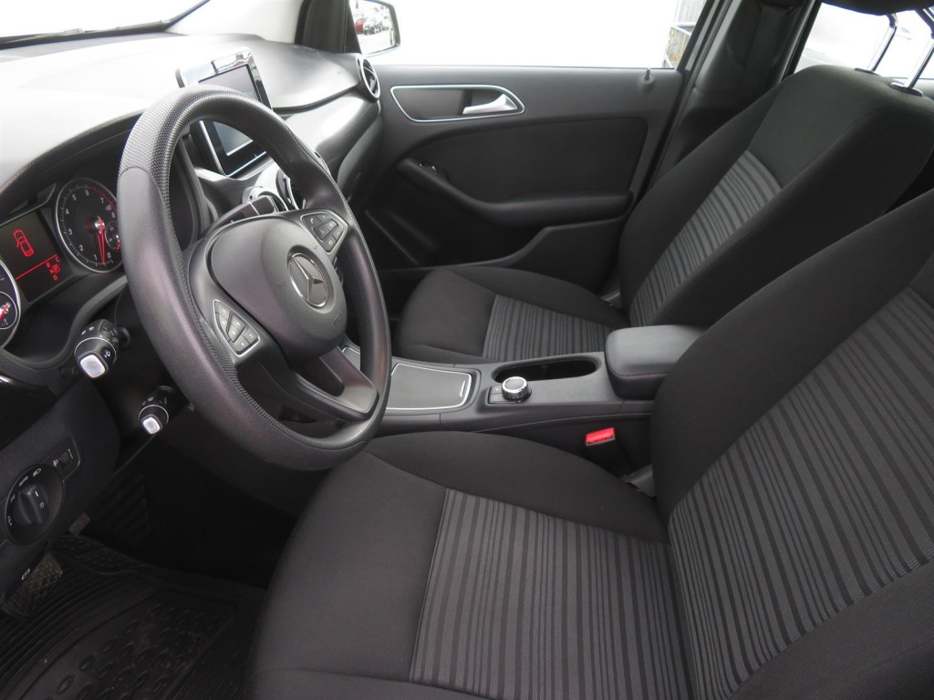 Mercedes-Benz B