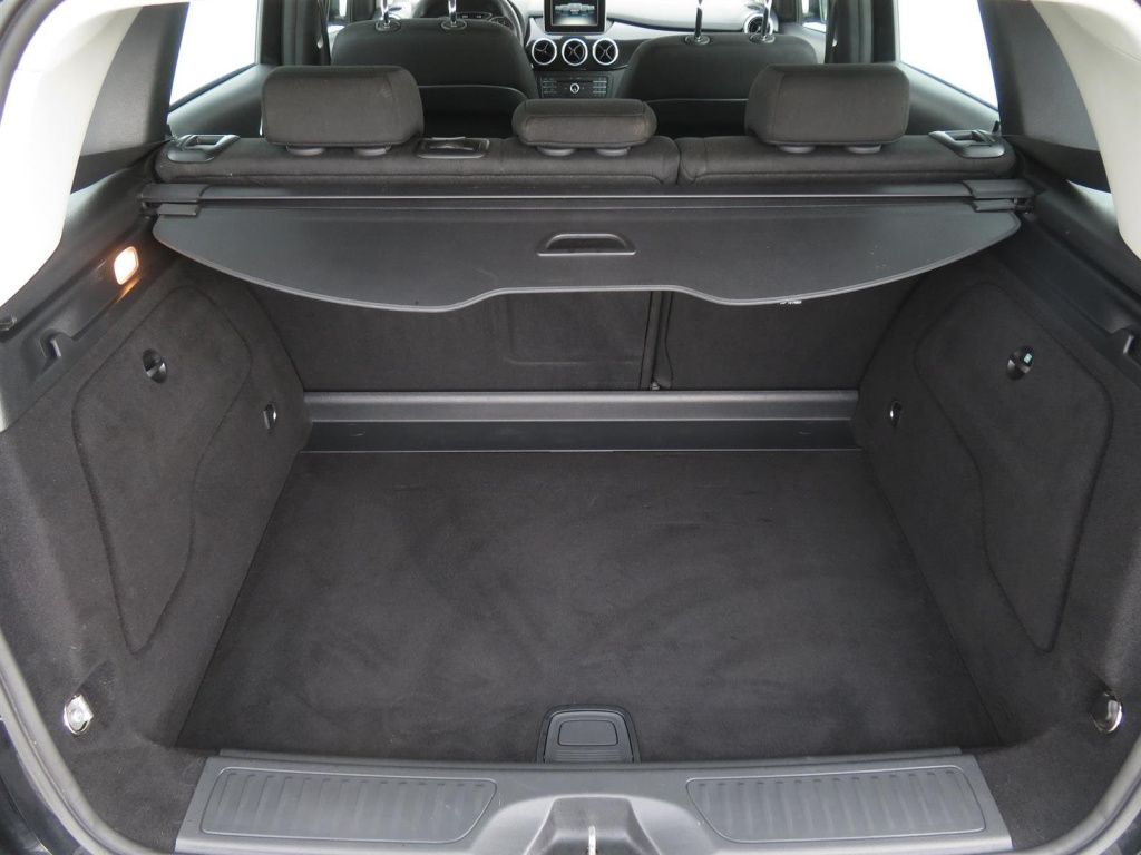 Mercedes-Benz B