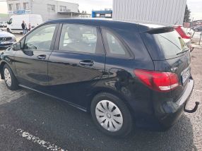 Mercedes-Benz B - 2016